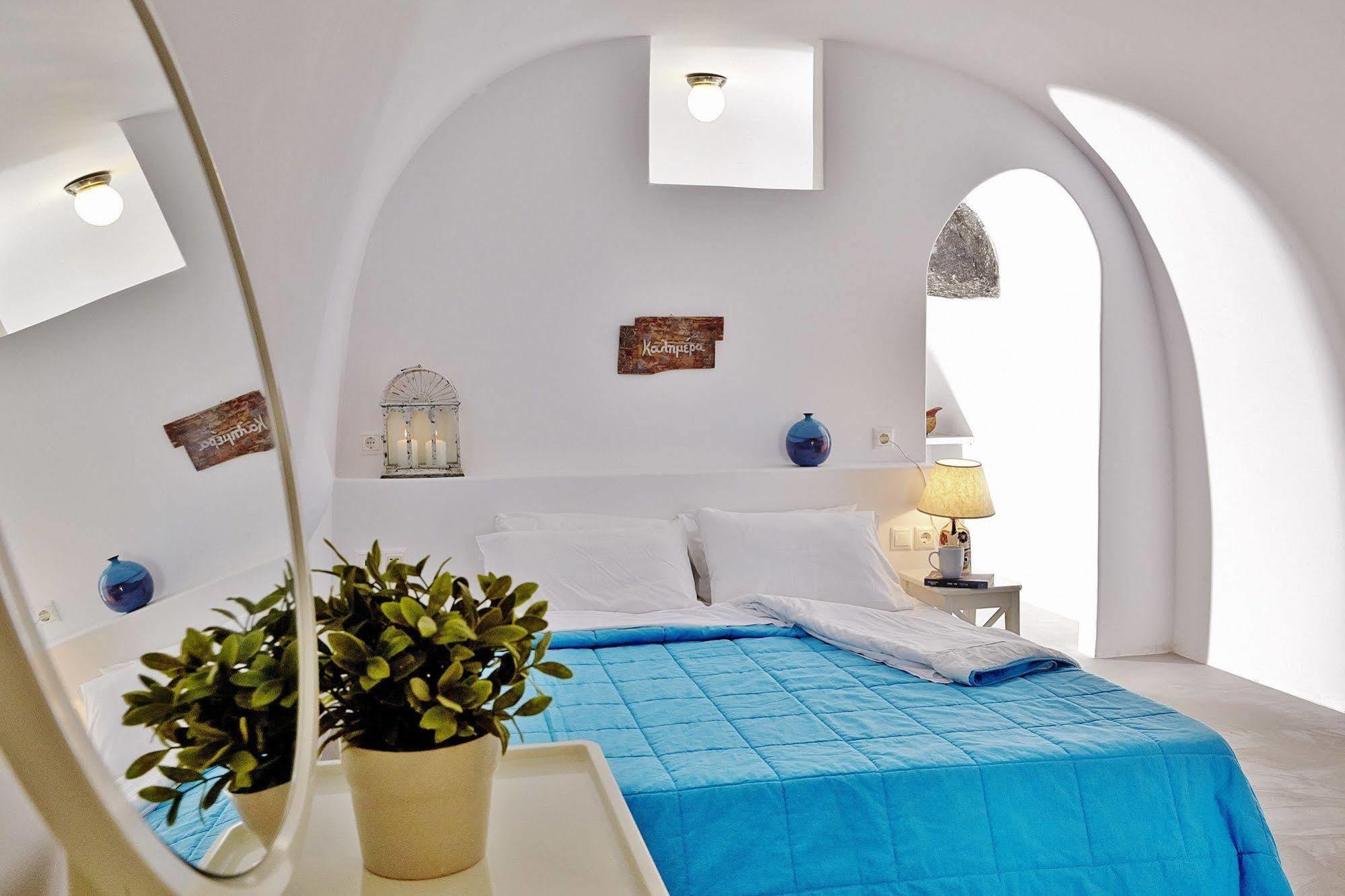 Liakada Oia Suites מראה חיצוני תמונה