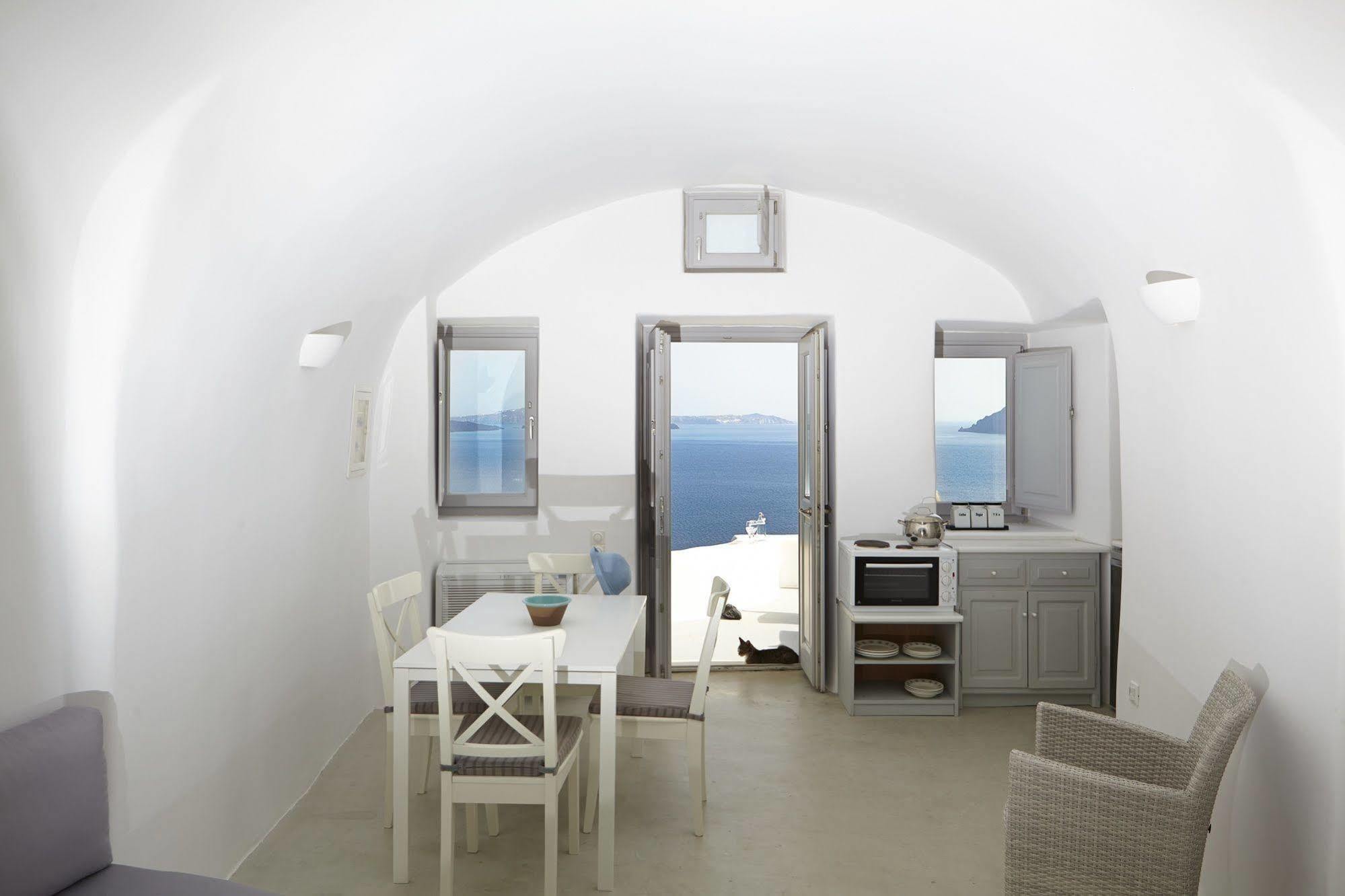 Liakada Oia Suites מראה חיצוני תמונה