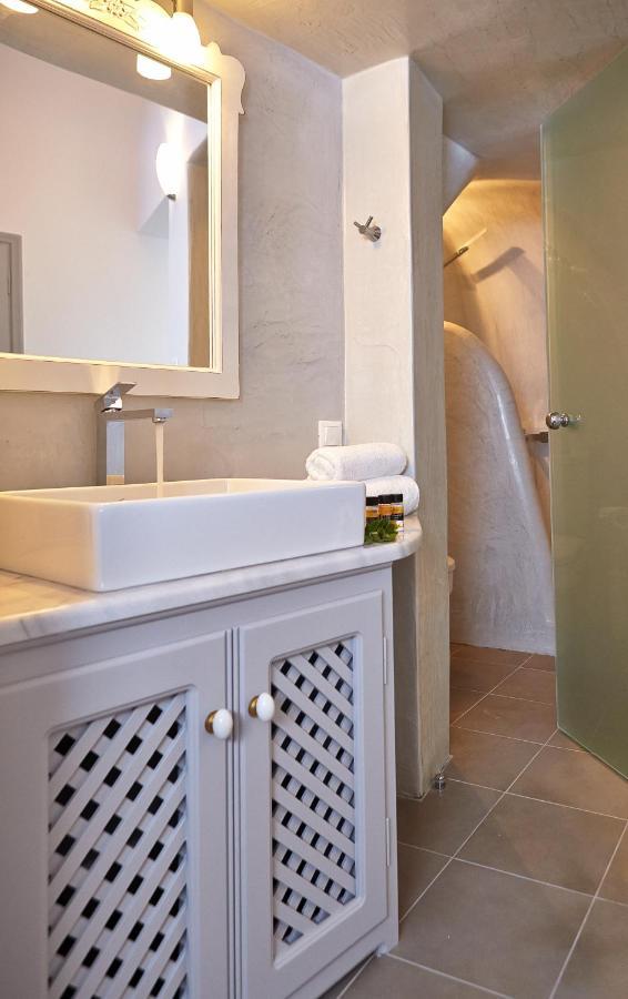 Liakada Oia Suites מראה חיצוני תמונה